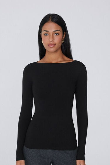 Invisible Therm Long Sleeve Boat Neck Top