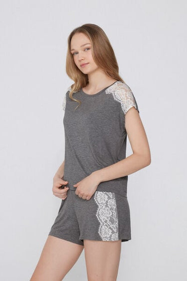 Short Viscose and Lace Pyjamas