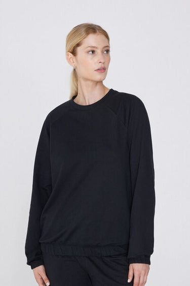 Long-Sleeved Rounded Neck Top with Cuffs