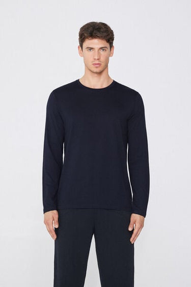 100% Cotton Top with Long Sleeves and Rounded Neck
