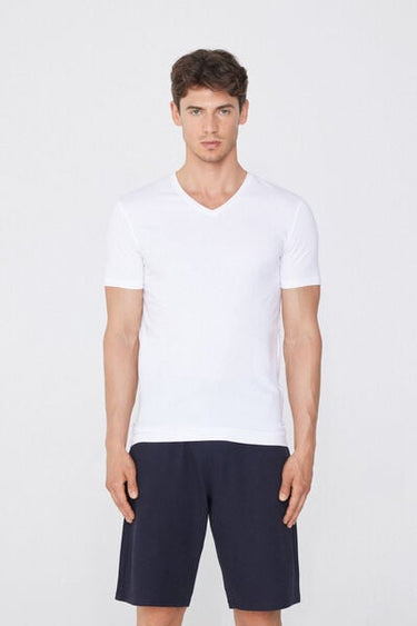 V-Neck T-Shirt in Organic Stretch Cotton
