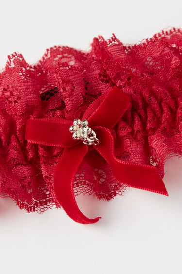 Red Lace Garter
