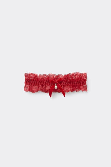 Red Lace Garter