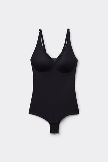 Natural Lifting Laser Cut Triangle Body