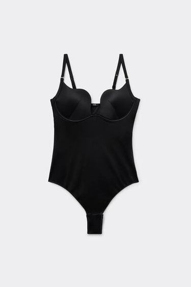 Essential Details Plunging Push-Up Body