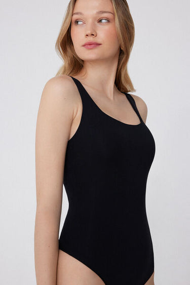 Light Touch Body with Integrated Bra and Wide Shoulder Straps
