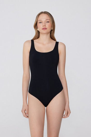 Light Touch Body with Integrated Bra and Wide Shoulder Straps