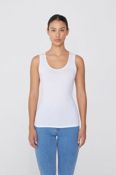 Organic Cotton Camisole with Wide Shoulder Straps and Scoop Neck