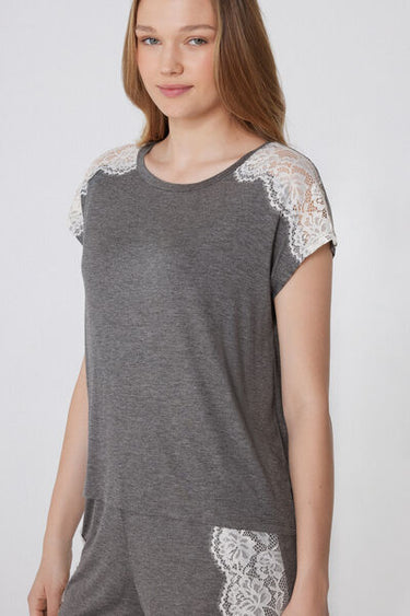 Short Viscose and Lace Pyjamas