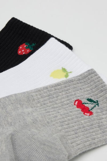 3 Pairs of Women’s Short Patterned Cotton Sports Socks