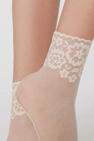 2 Pairs of Women’s Short Mesh Socks