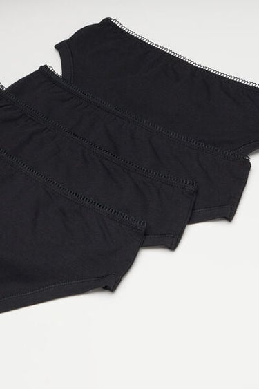 4 Pairs of Girls’ Basic Cotton Knickers